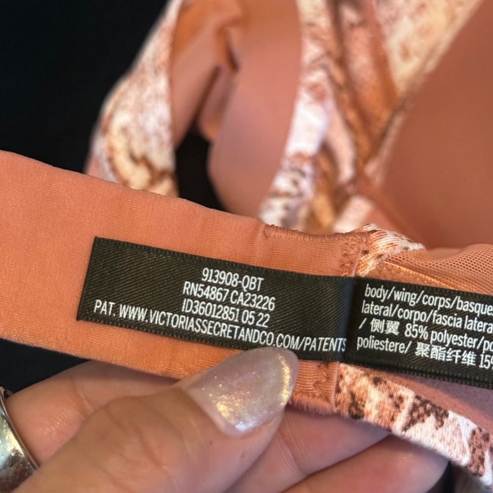Victorias Secret On Point Incredible Sport Bra 38DDD Snakeskin Print 913908-QBT - Picture 4 of 7